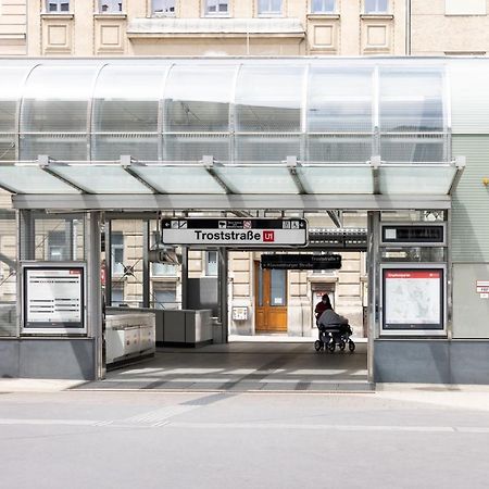 Yeshello Elegant Apartment Near Central Wien Exterior foto