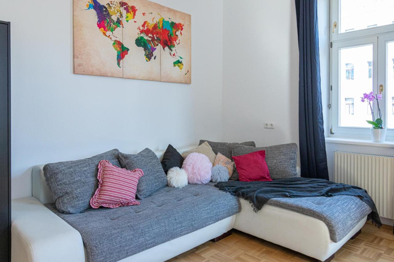 Yeshello Elegant Apartment Near Central Wien Exterior foto