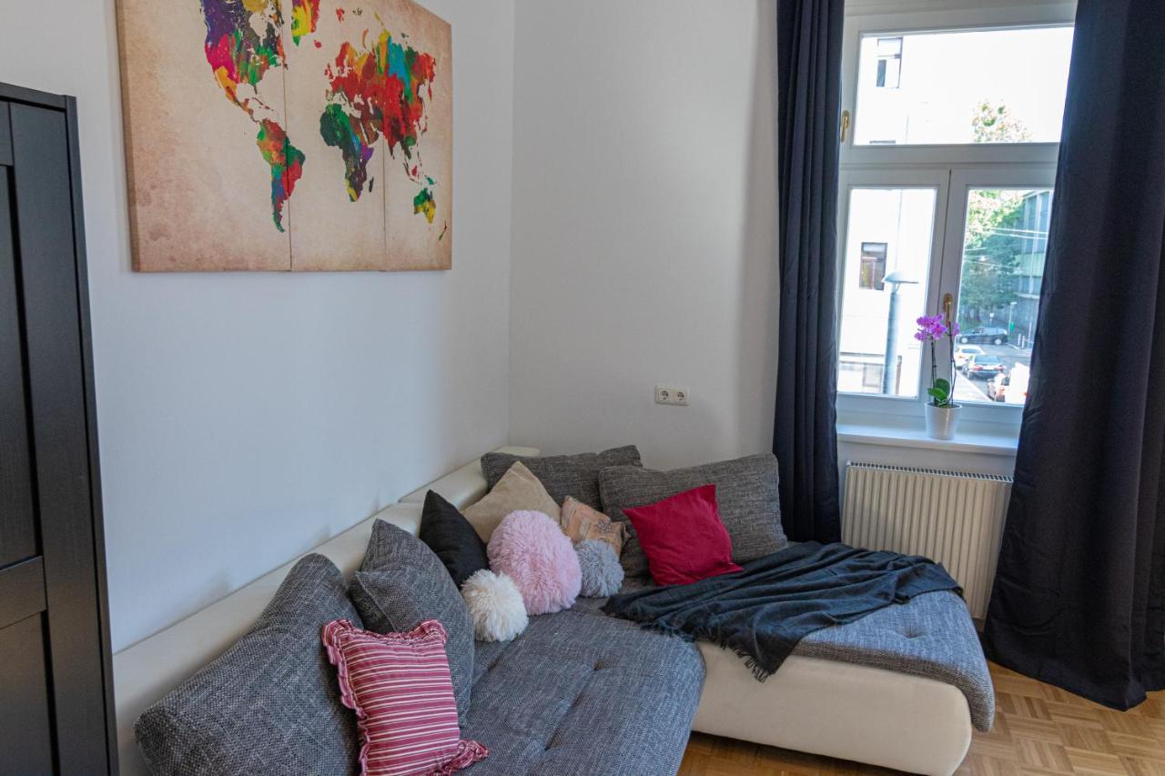 Yeshello Elegant Apartment Near Central Wien Exterior foto